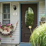 Gardenview Bed And Breakfast