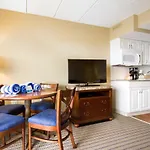 Club Wyndham Inn On Long Wharf