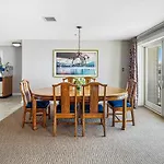 Wellington Resort