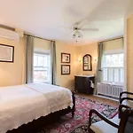 Marshall Slocum Inn