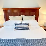 Harborside Inn