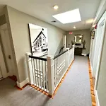 Entire Modern 7 Unit 7 Bath Boutique Inn