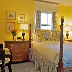 Hilltop Inn