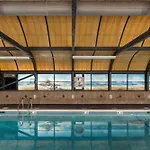Club Wyndham Newport Onshore