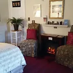 1 Murray House