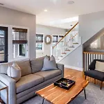 The Newport Lofts - 595 Thames Street