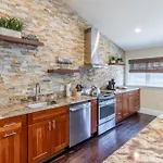 The Newport Lofts - 359 Thames Street