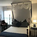 Cleveland House Inn