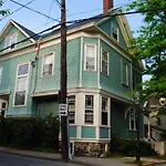 Austin House Inn