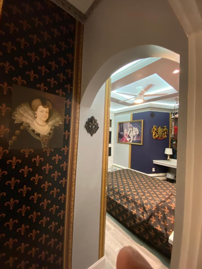 Admiral Weaver Bed & Breakfast 4*