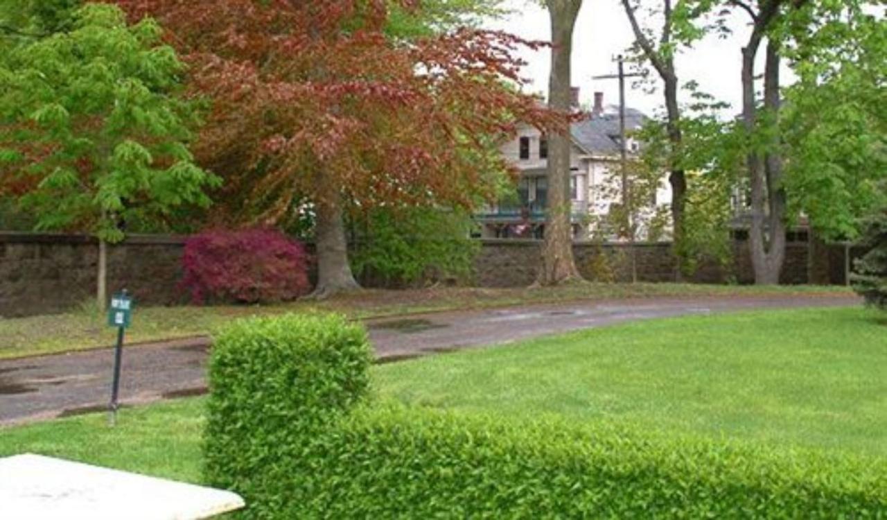 Artful Bed & Breakfast