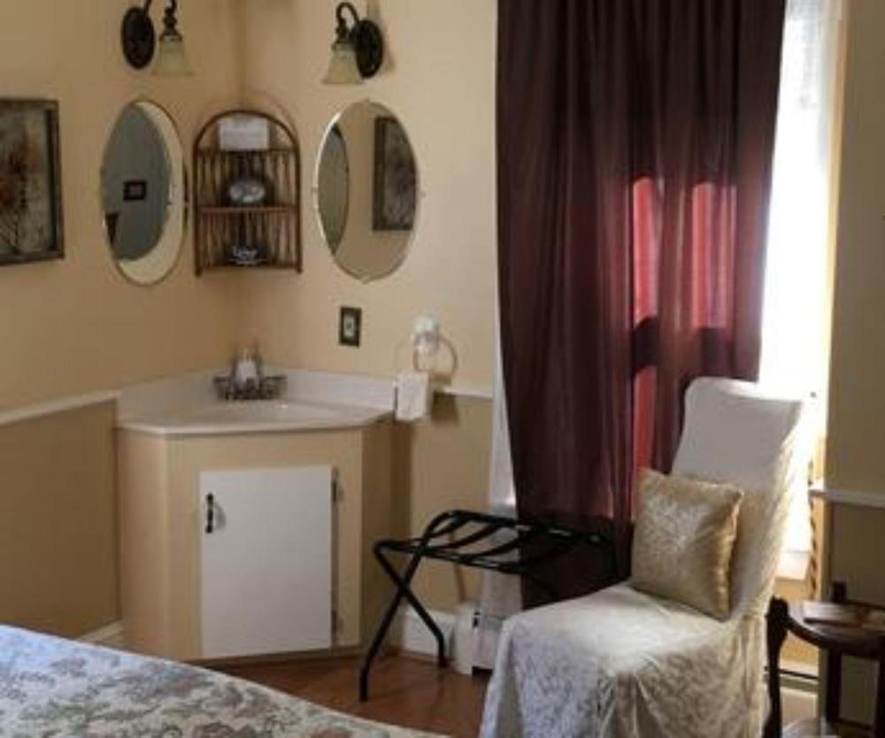 Bed & Breakfast Artful Newport