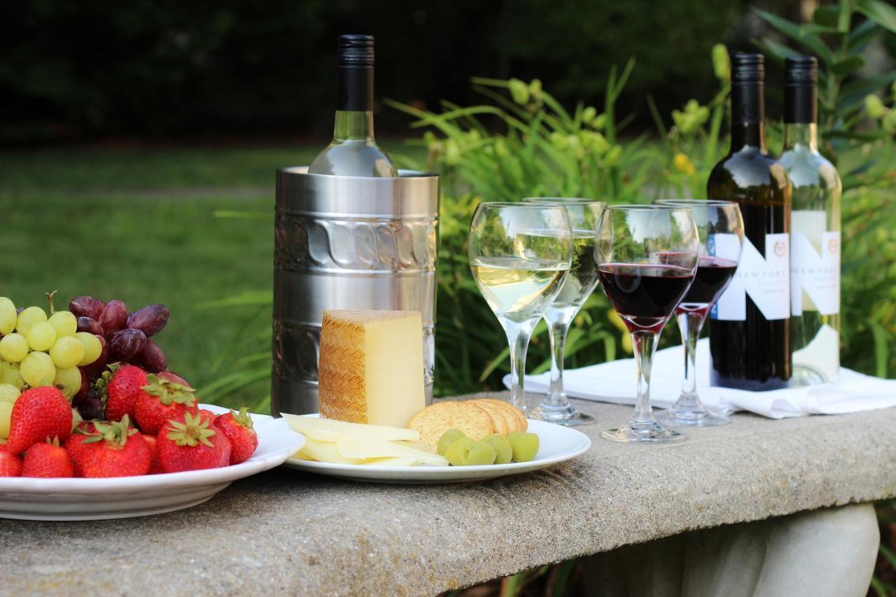 Bed & Breakfast La Farge Perry House 3*