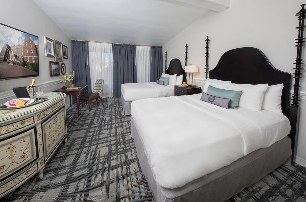 Viking Hotel