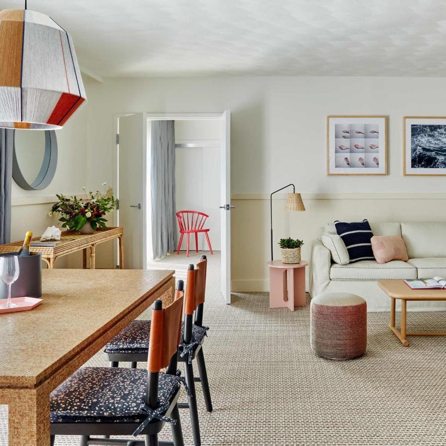 Wayfinder Hotel Newport