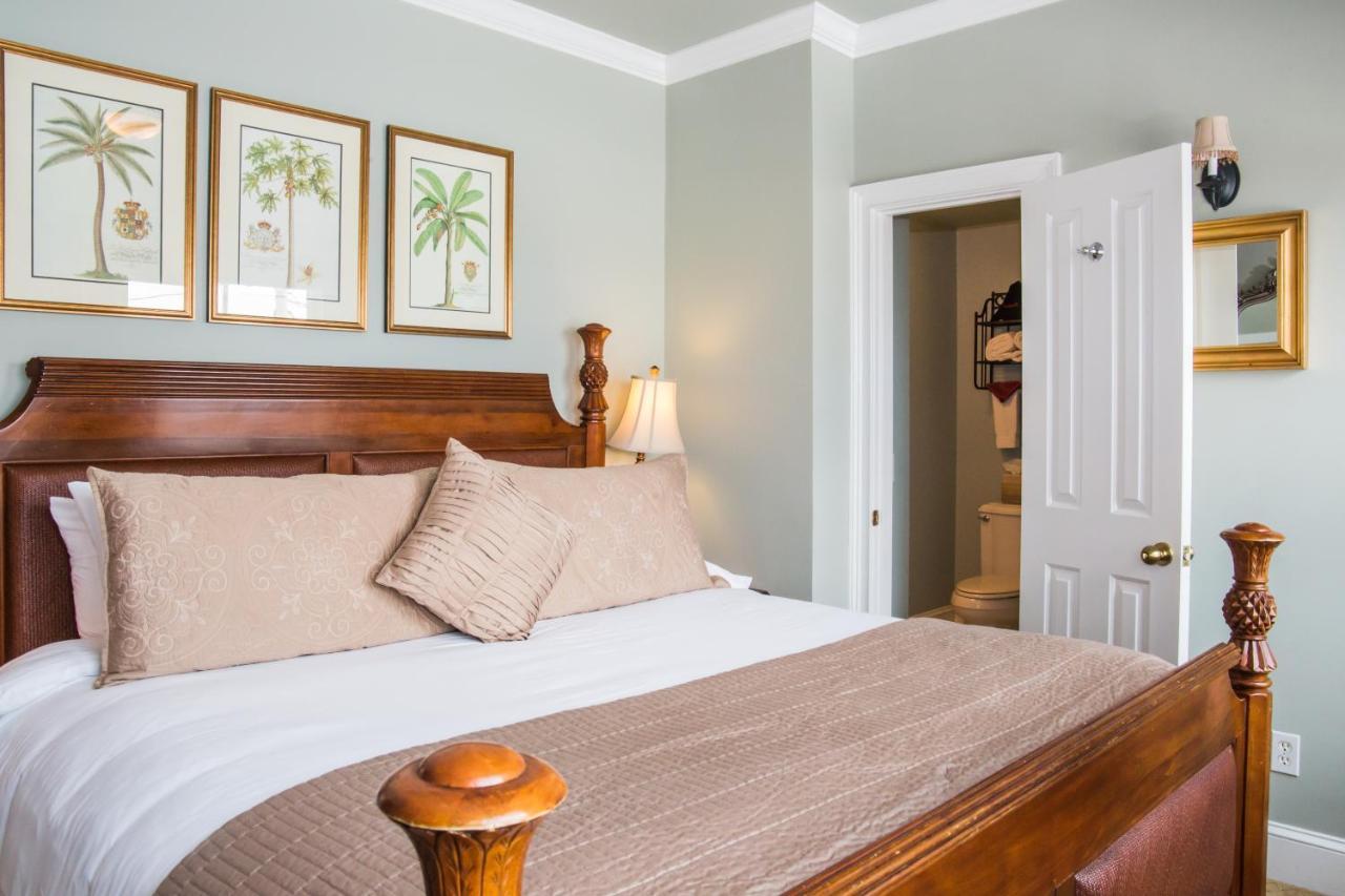 Almondy Inn
