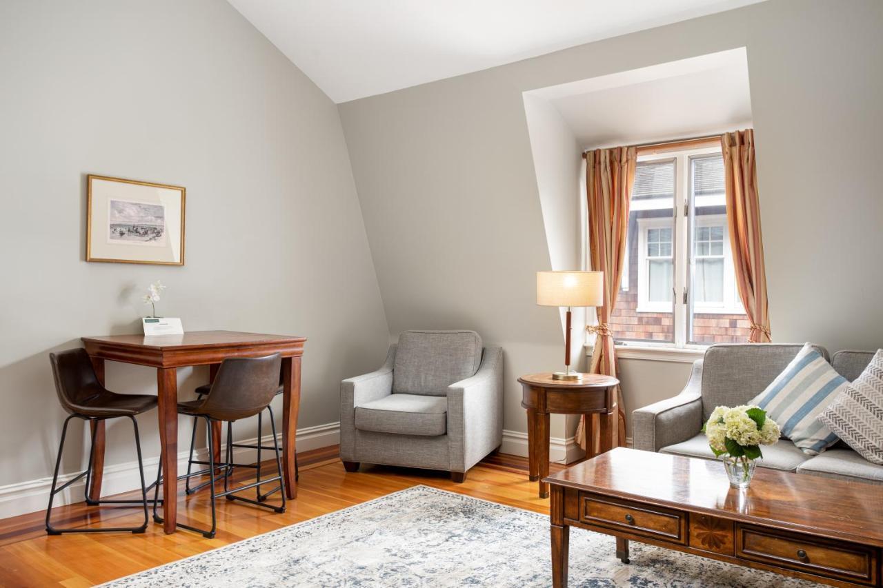 Pelham Court Aparthotel 3*