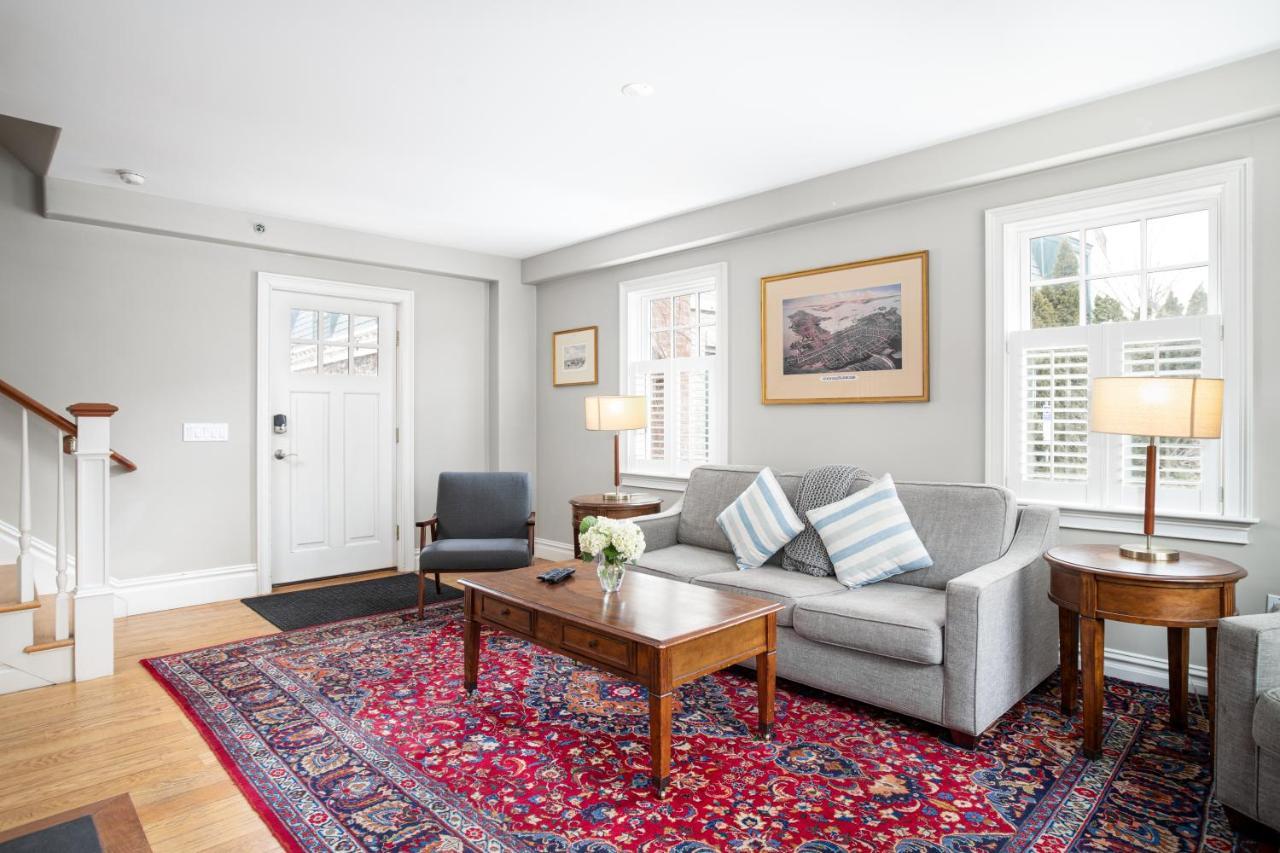 Pelham Court Aparthotel 3*