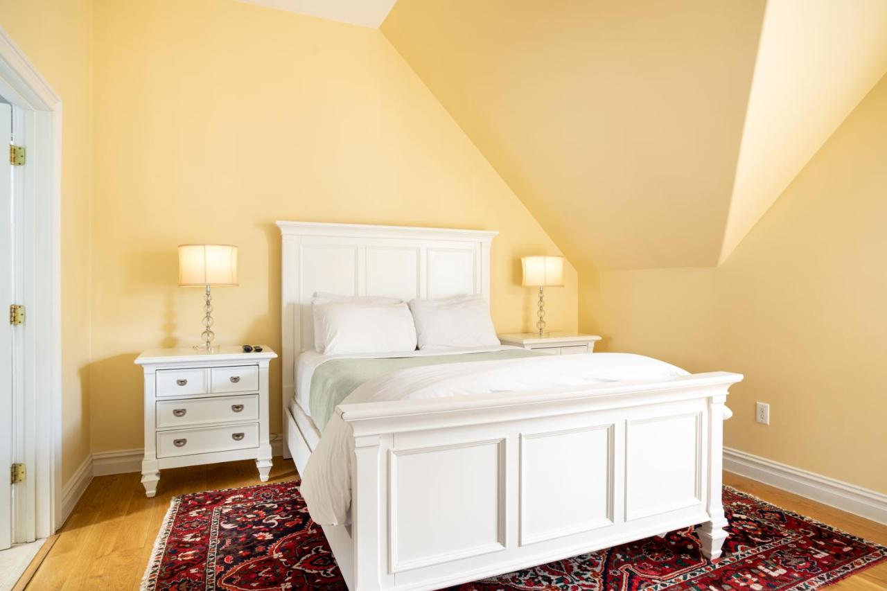 Pelham Court Aparthotel