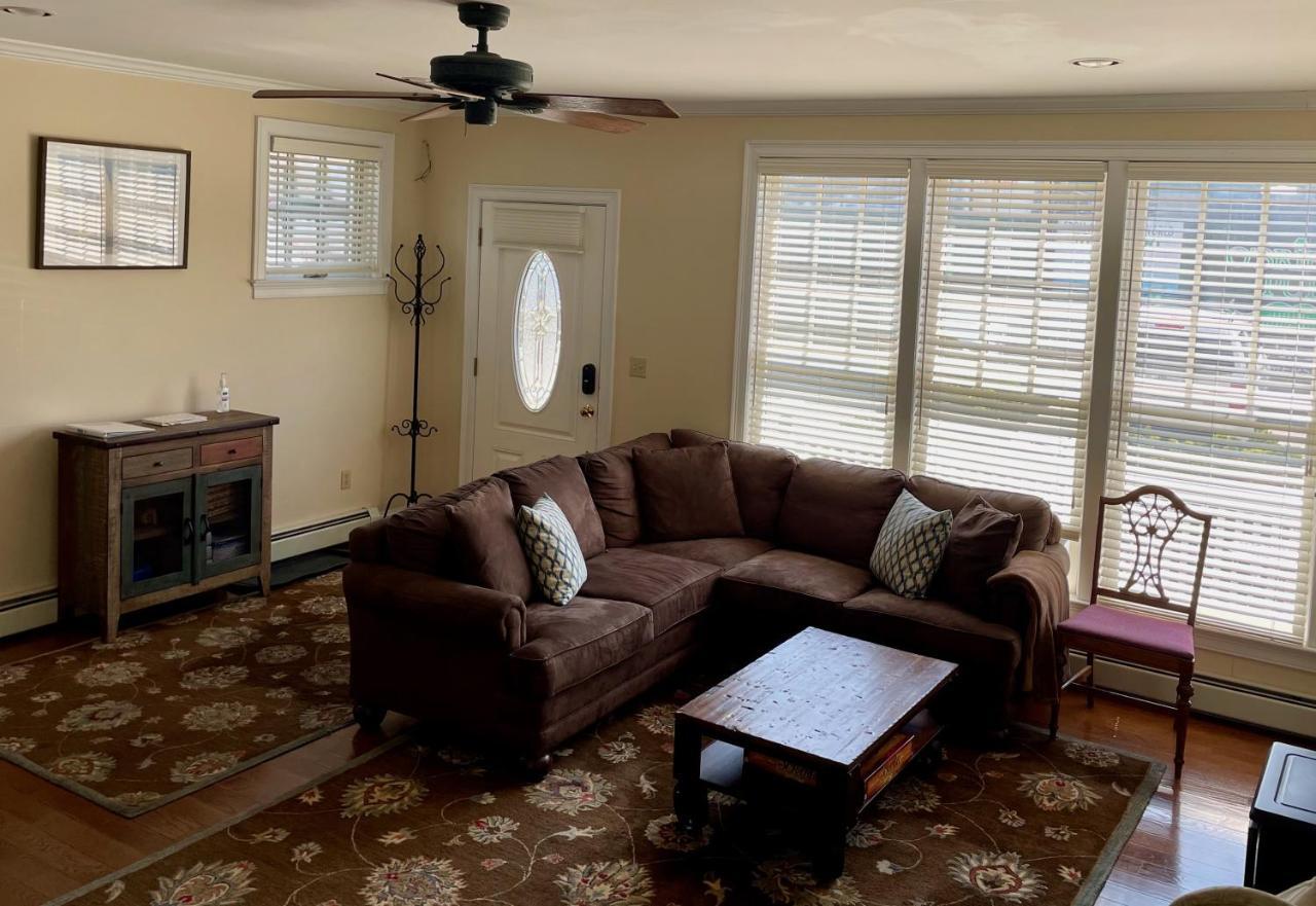 Holiday home Modern Downtown Npt-waites Wharf Re05618-str *