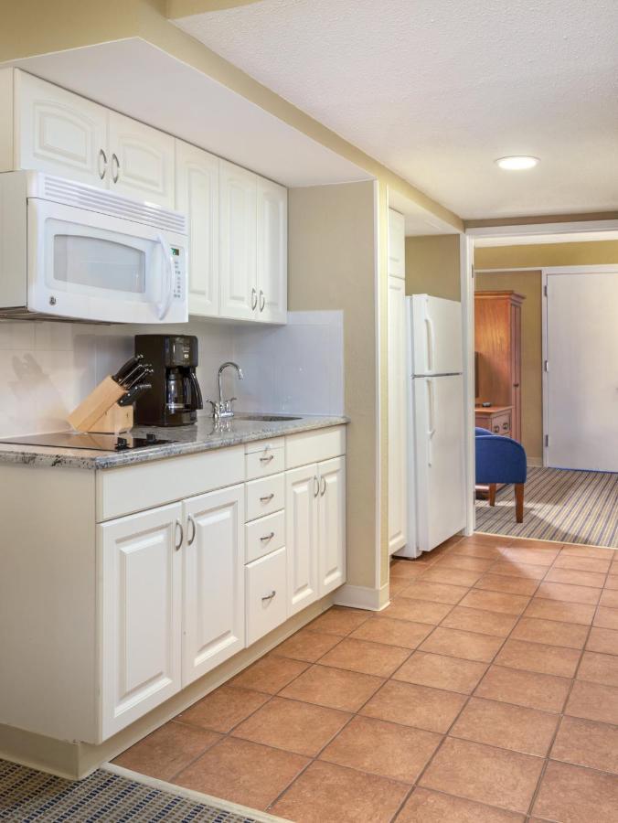 Club Wyndham On Long Wharf Resort 3*