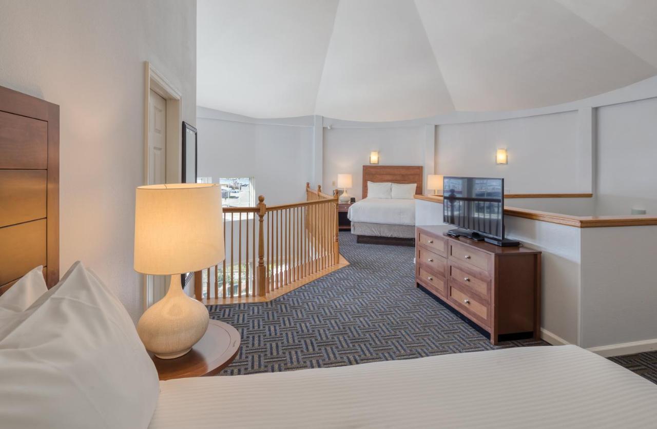 Resort Club Wyndham Long Wharf Newport