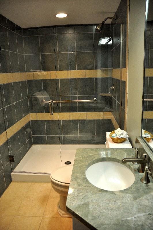 Bay Club And Hotel 4*