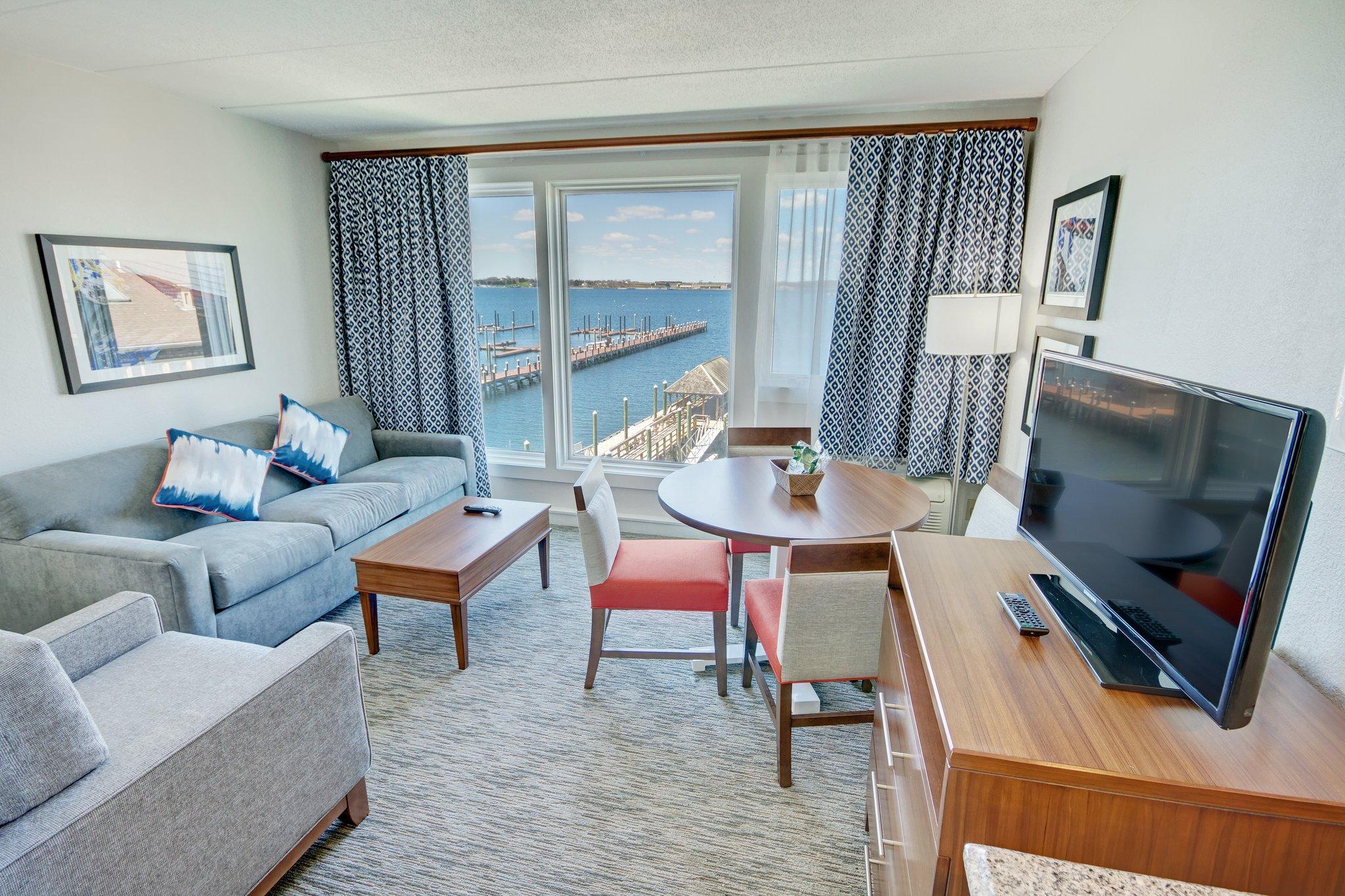 Club Wyndham On The Harbor Newport