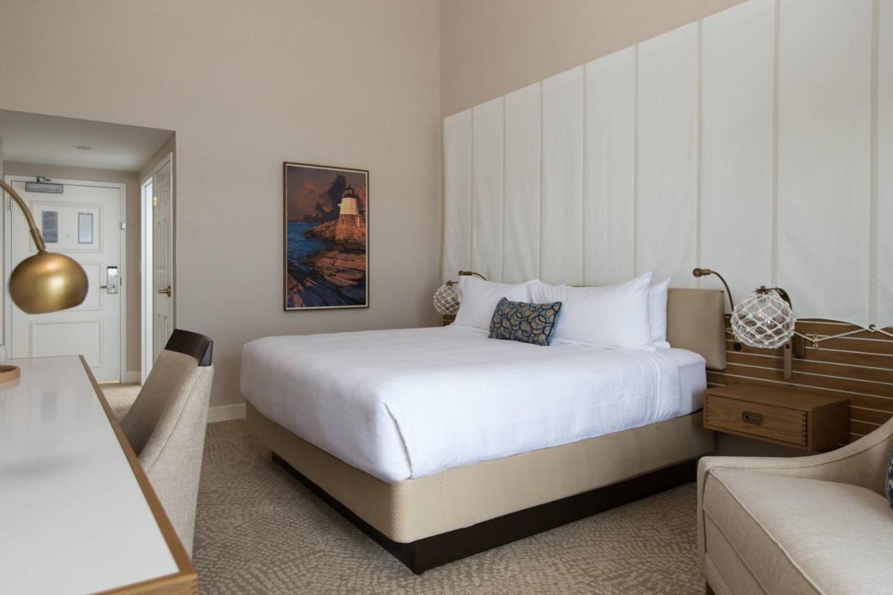 Marriott & Hotel Newport