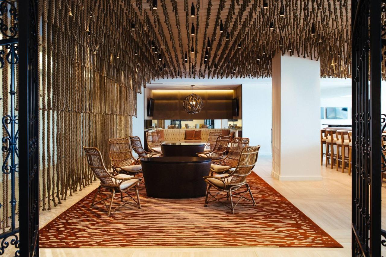 Hotel Marriott & 4*