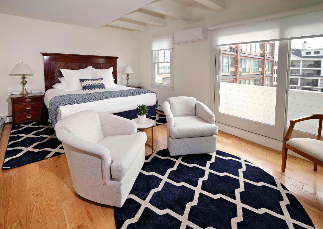 Harborside Inn 3*