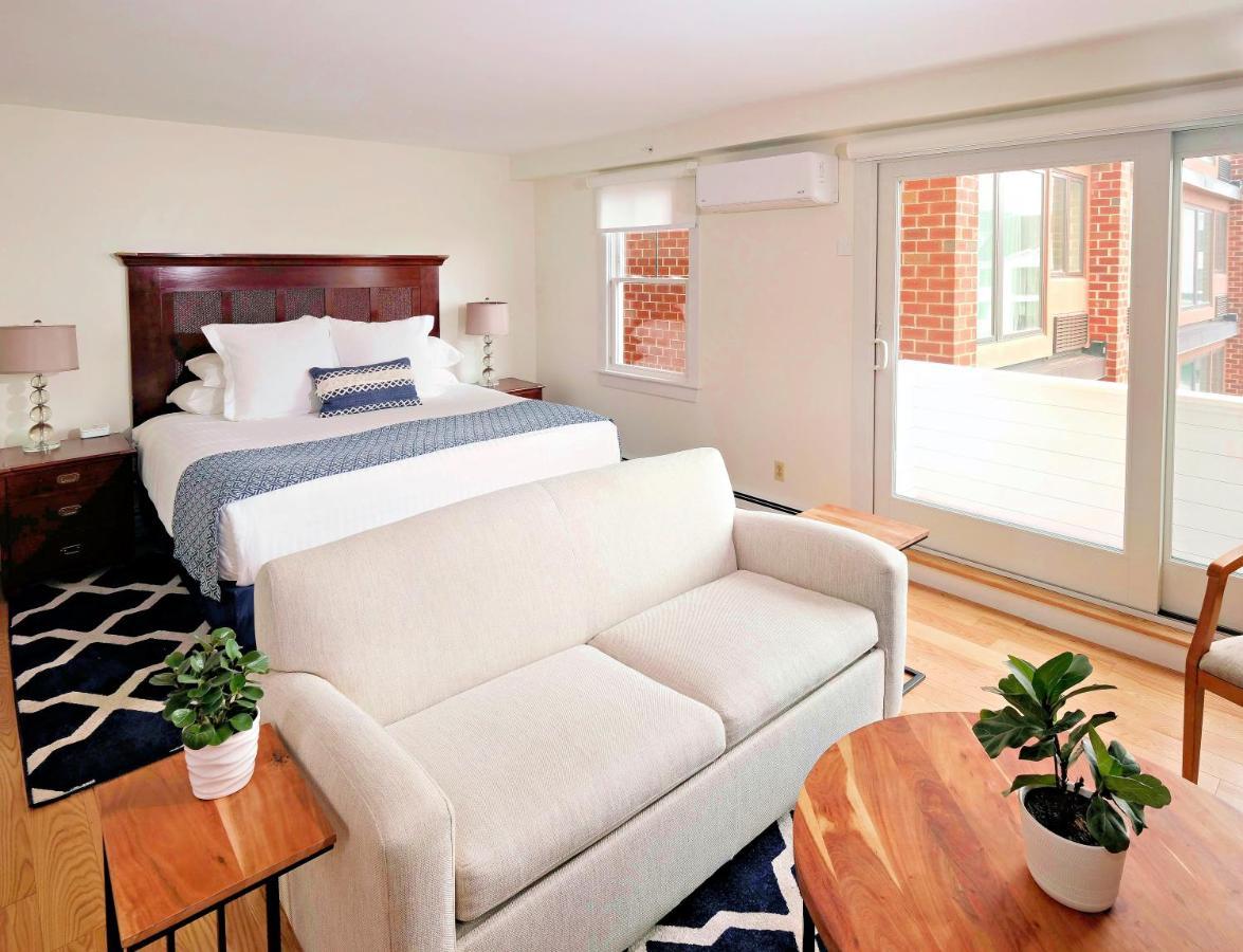 Inn Harborside
