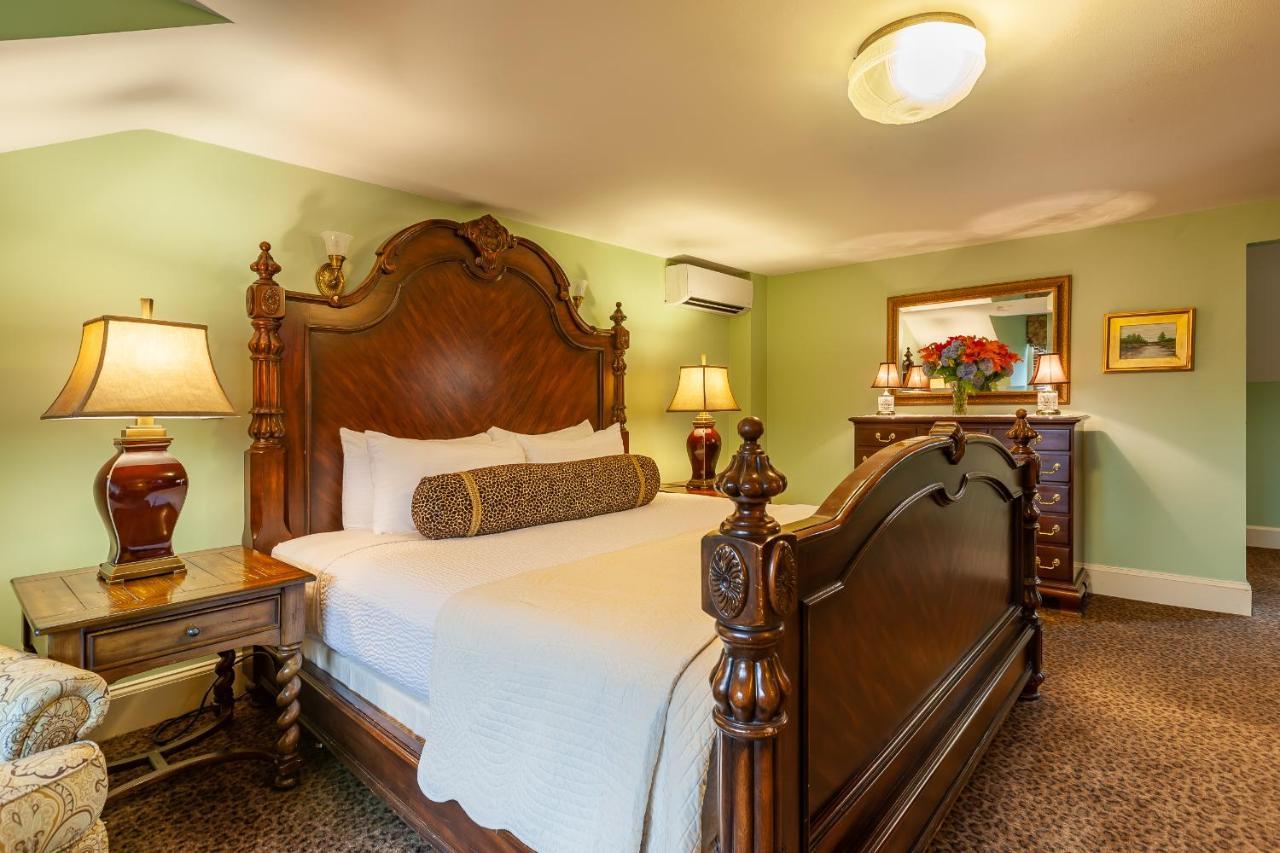 Ivy Bed & Breakfast