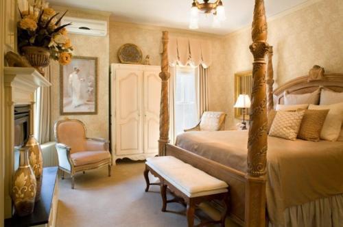Ivy Bed & Breakfast 4*