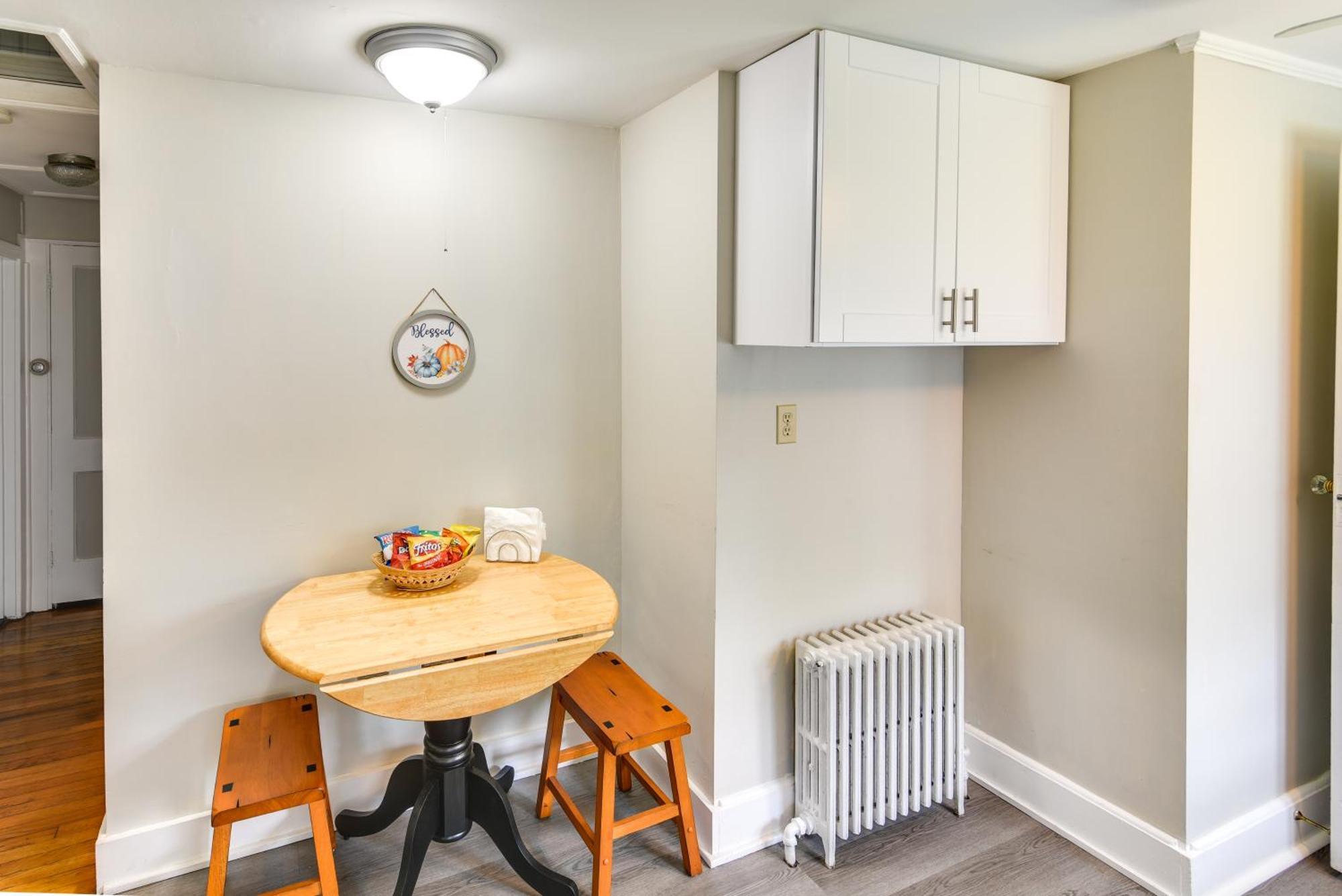 House Less Than 3 Mi To Beaches And Bowens Wharf! Holiday home Newport