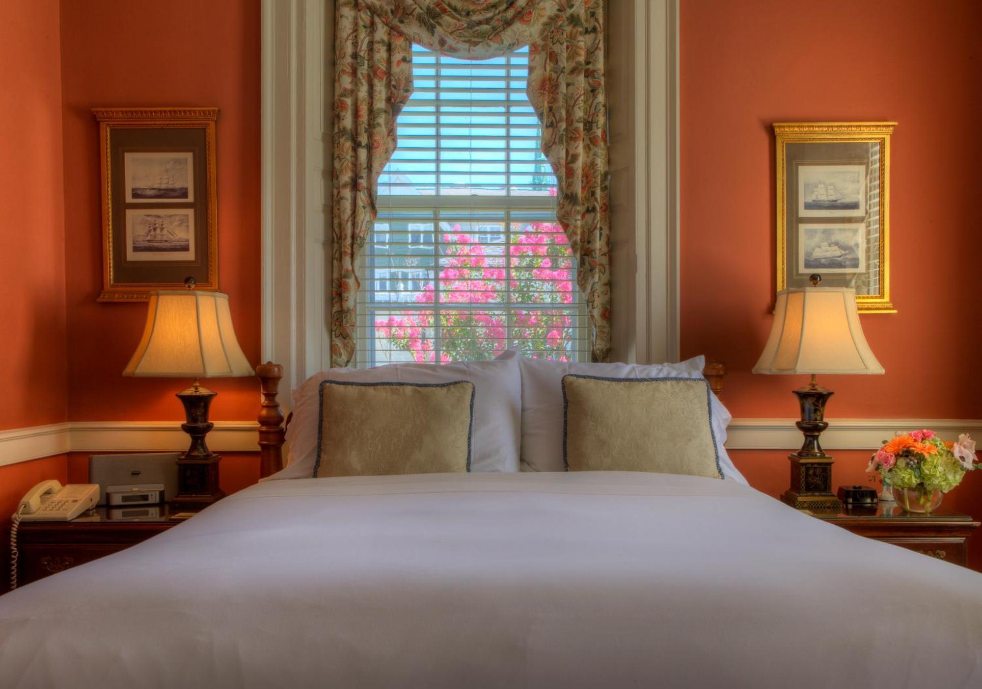 Francis Malbone House 4*