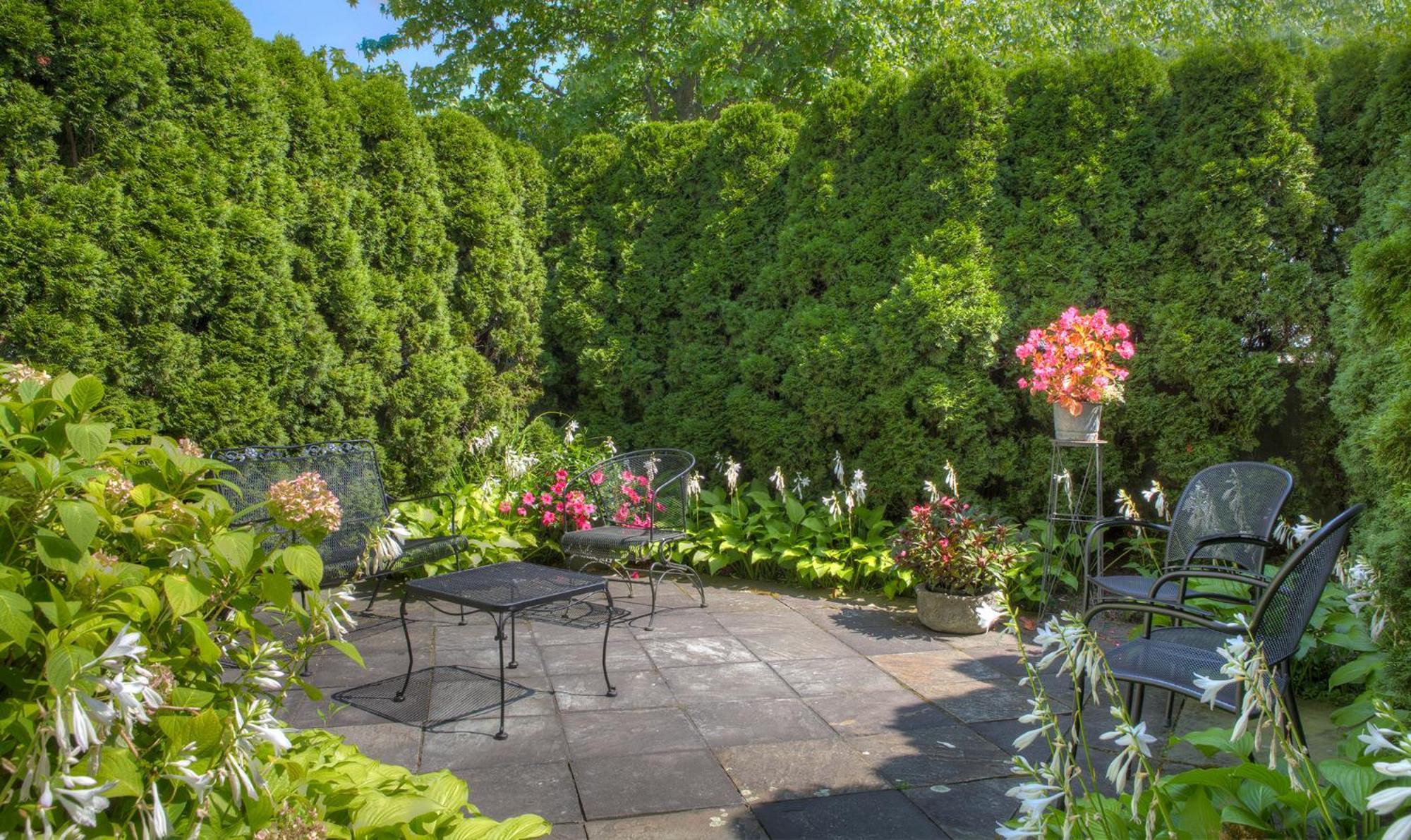 Bed & Breakfast Francis Malbone House
