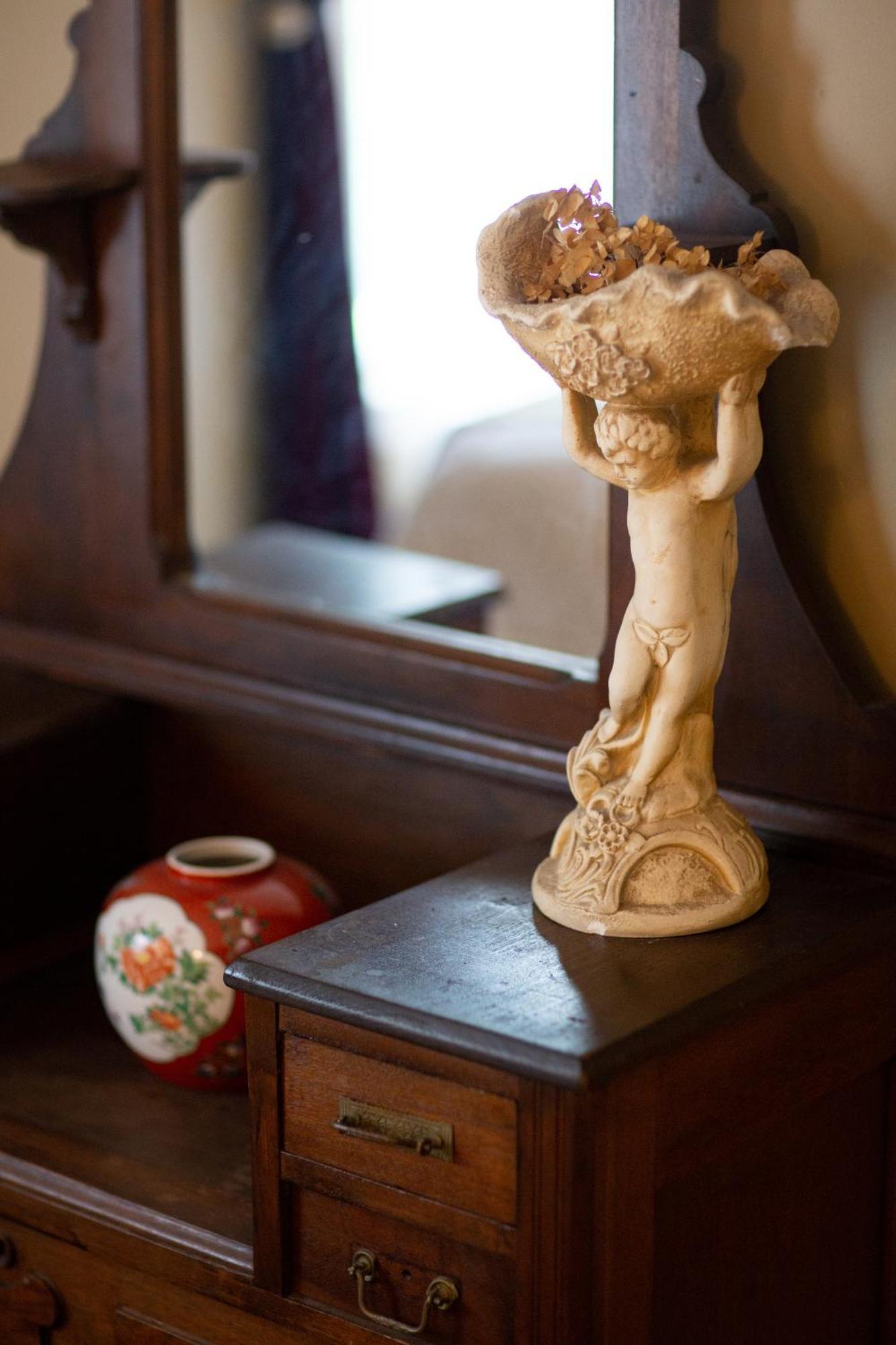 Artful Bed & Breakfast Newport