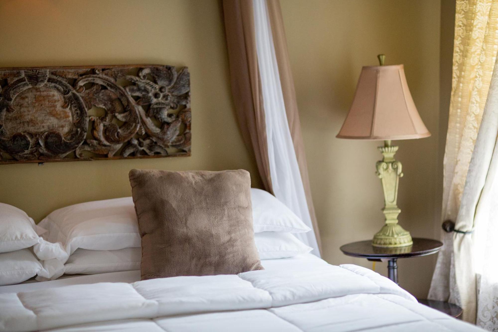 Artful 5* Newport