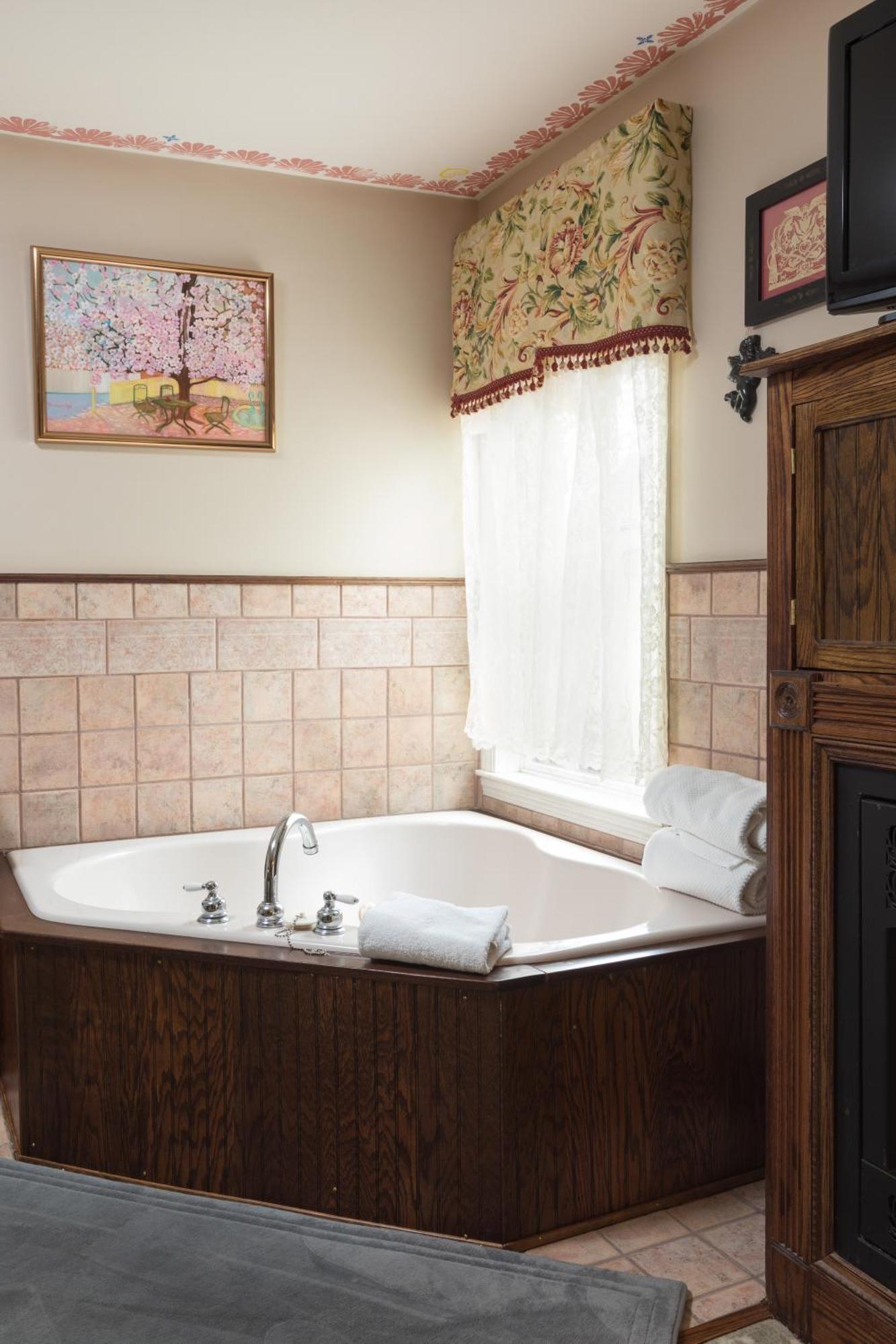 Artful Bed & Breakfast 5*