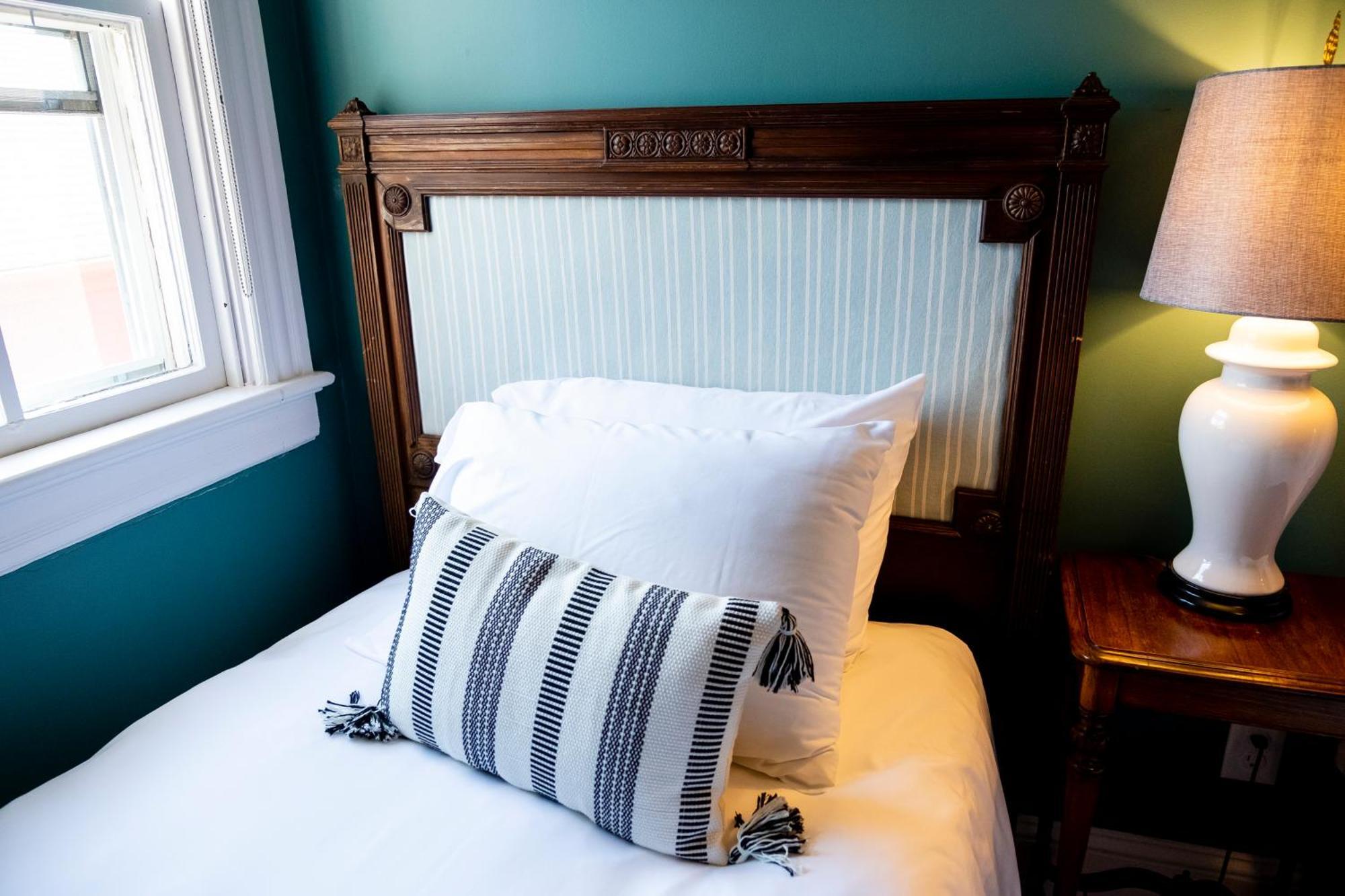 Chart House Bed & Breakfast Newport