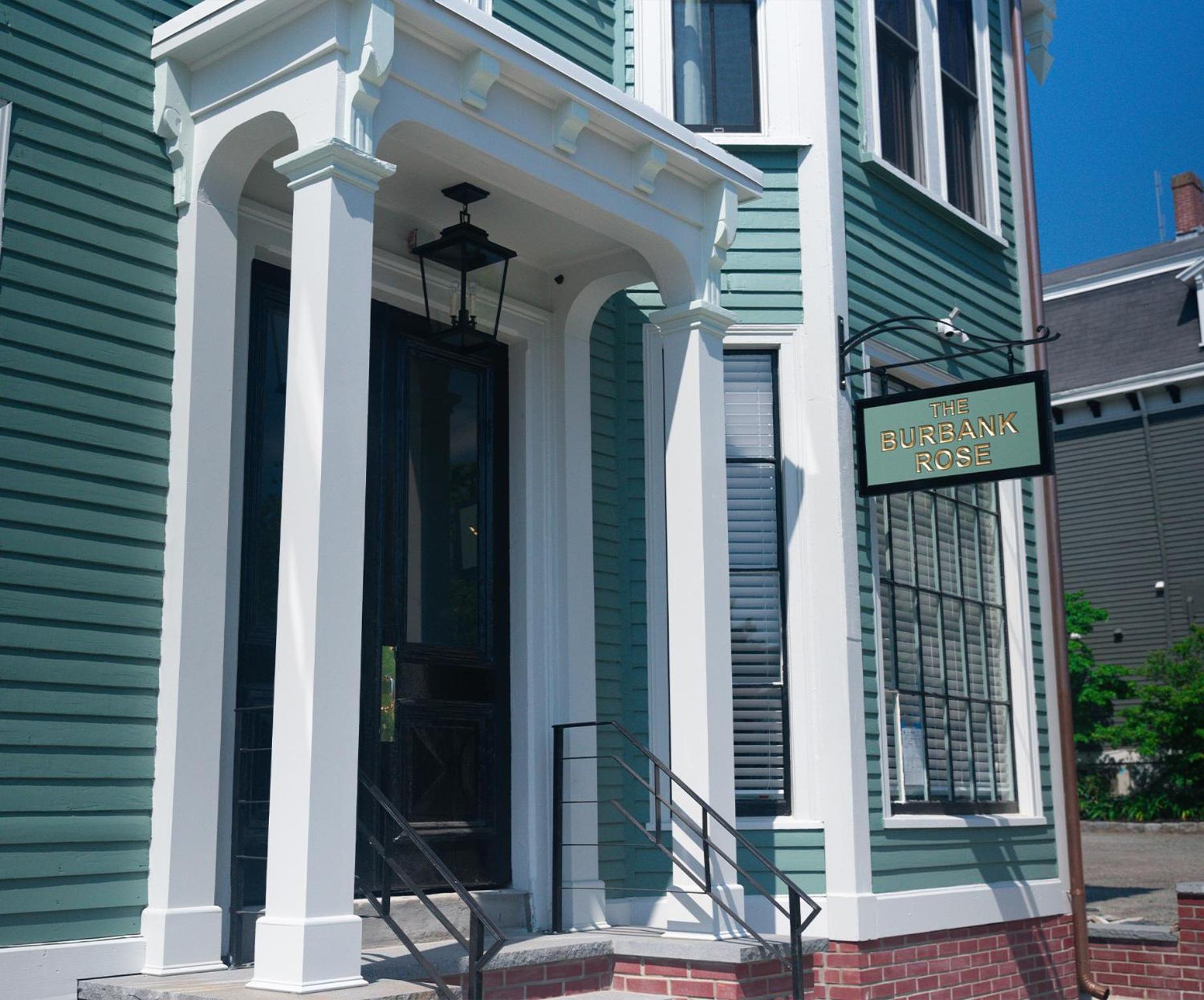 The Burbank Rose 3* Newport