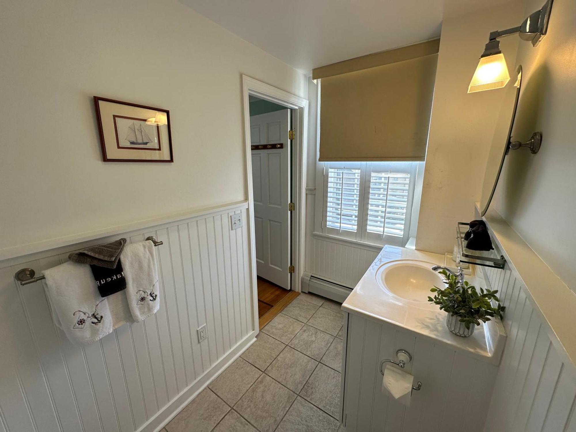 Entire Historic 5 Bed 5 Bath Sleeps 17