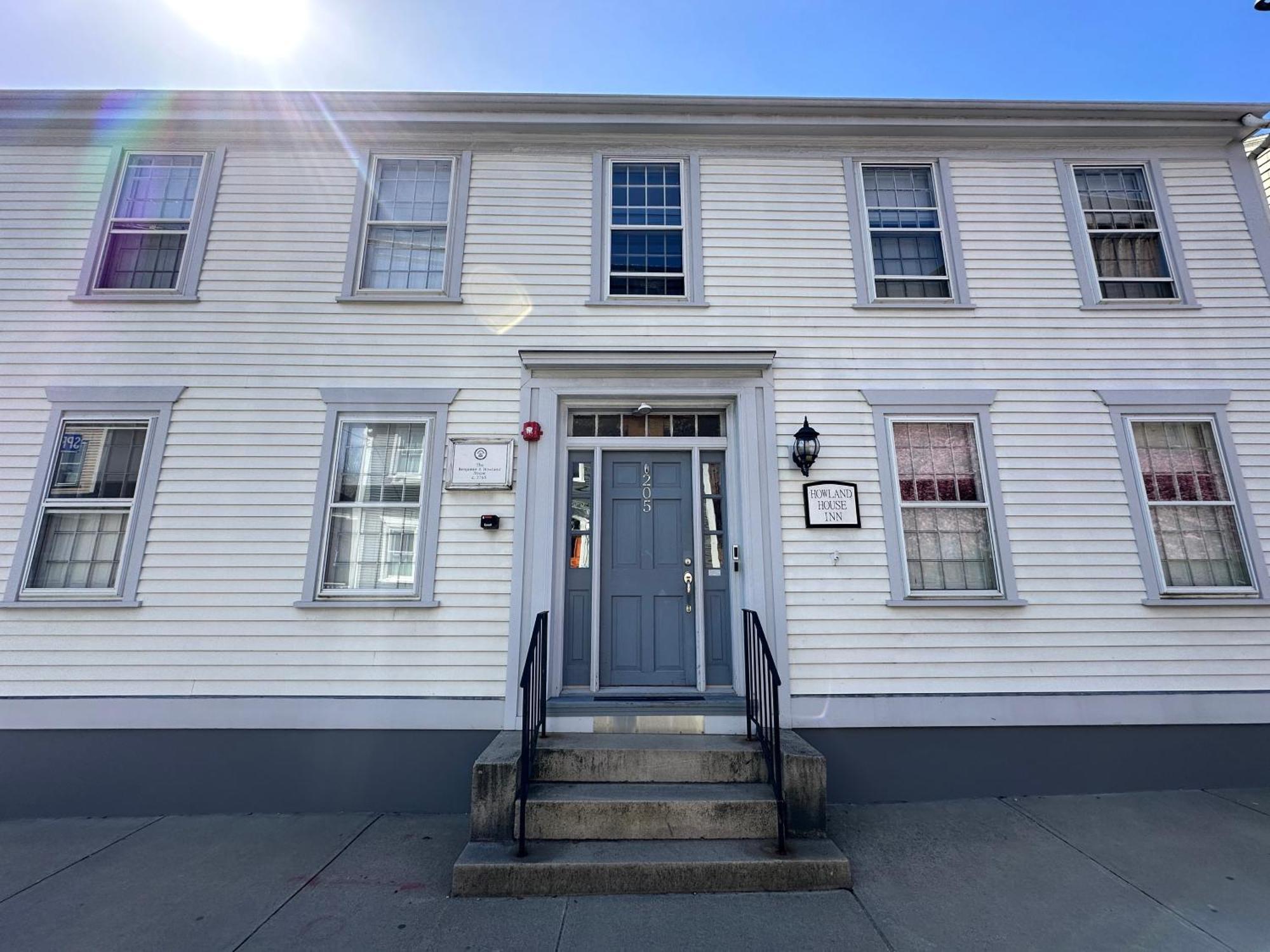 Entire Historic 5 Bed 5 Bath Sleeps 17