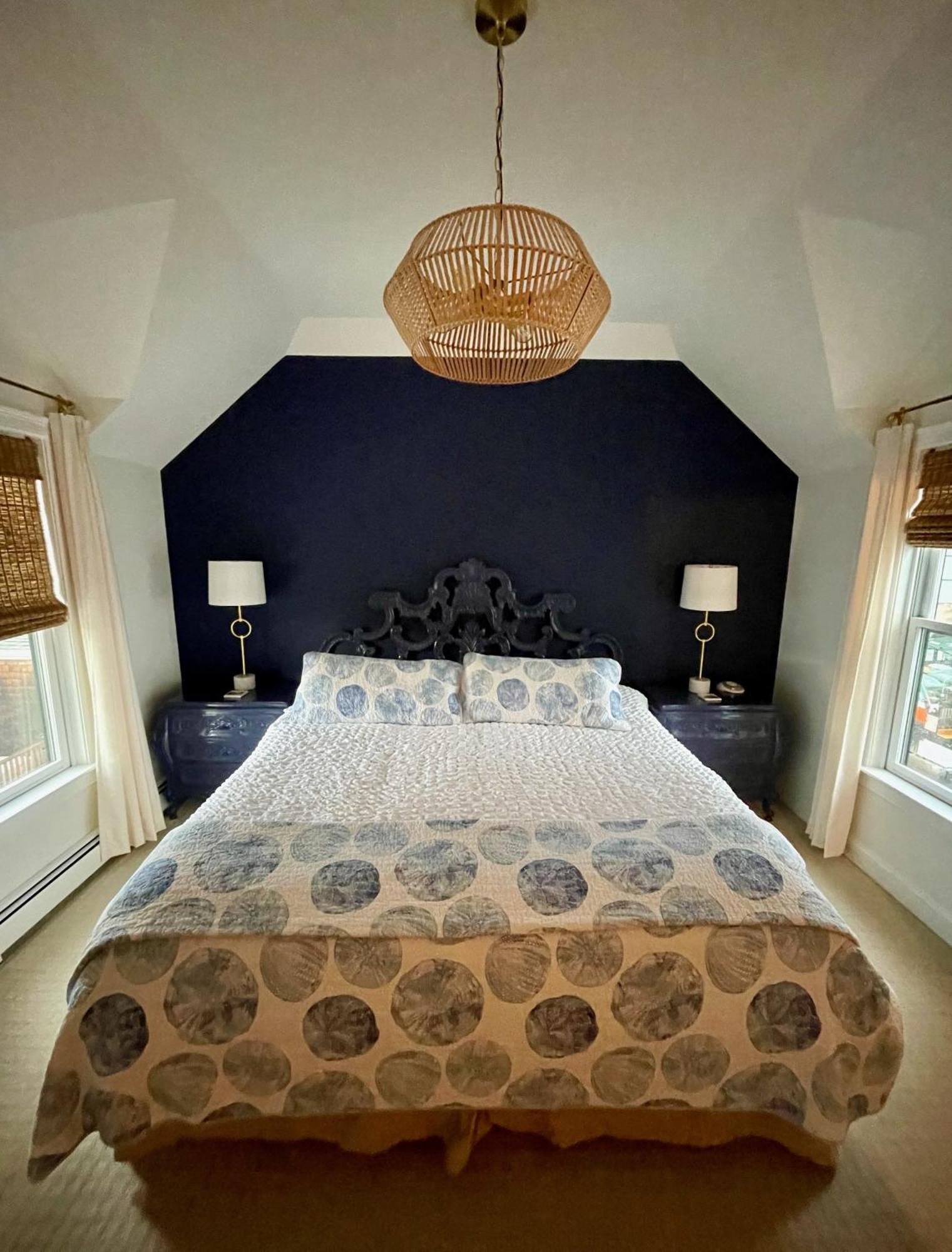 Modern Downtown Npt-waites Wharf Re05618-str Holiday home