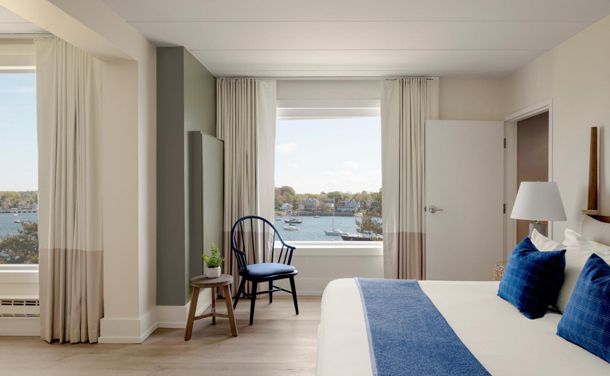 Harbor Island Hotel 4*