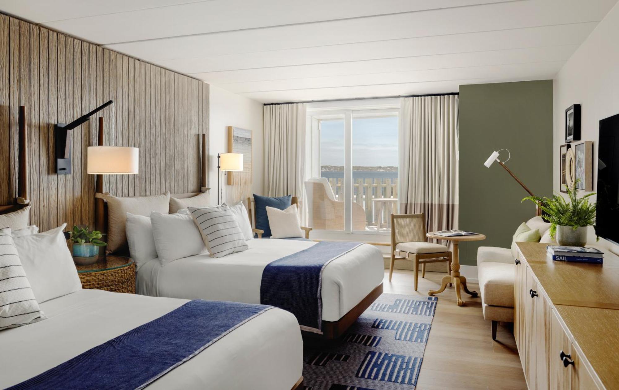 Harbor Island Hotel
