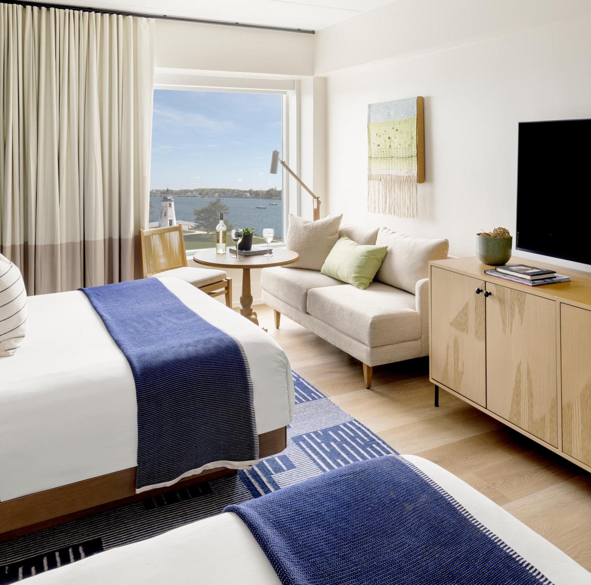 Harbor Island Hotel 4*