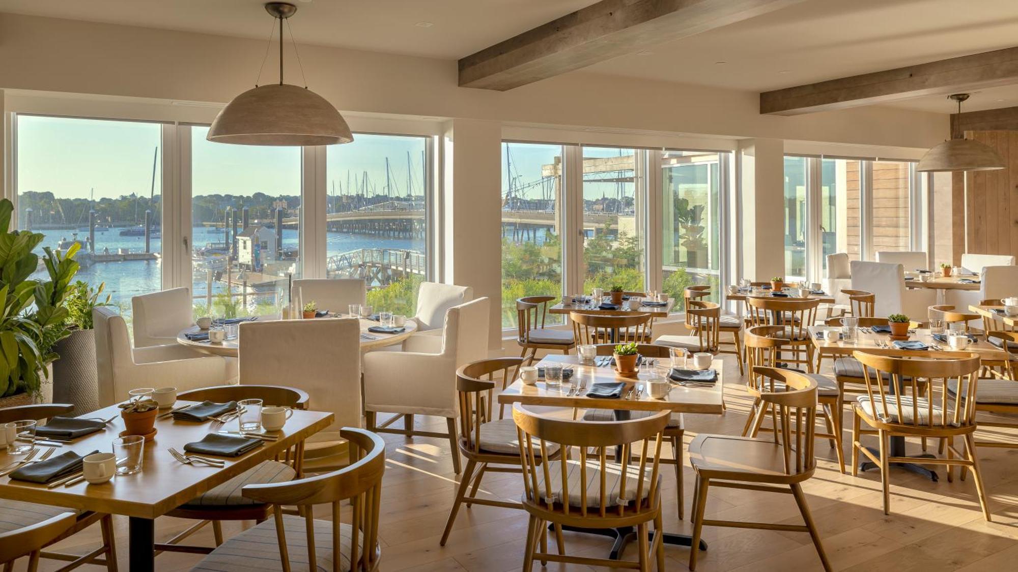 Harbor Island Hotel