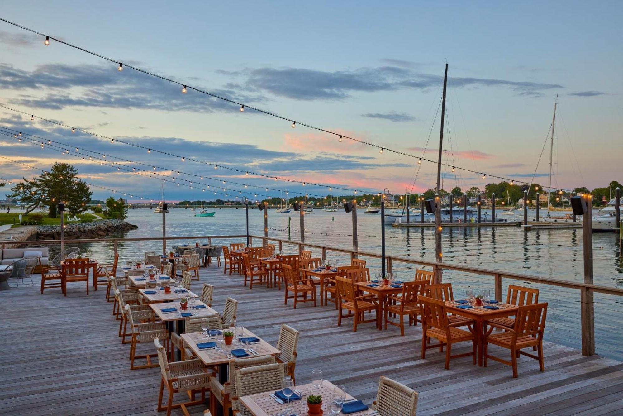 Harbor Island 4* Newport